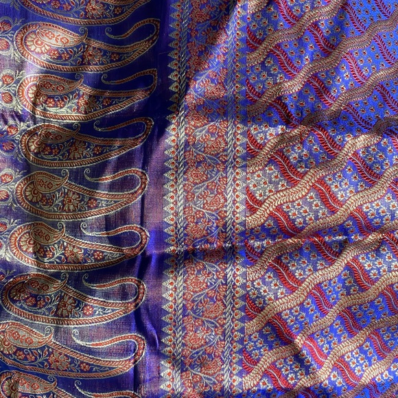 Silk shawl - Picture 4 of 4